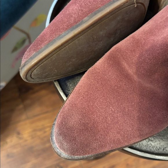 Red suede boot - Picture 7 of 7